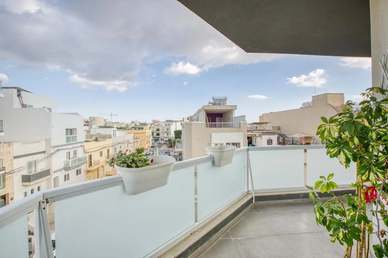 Apartment Ngh12 - Lovely, Spacious 2 Bedroom Apartment. Naxxar